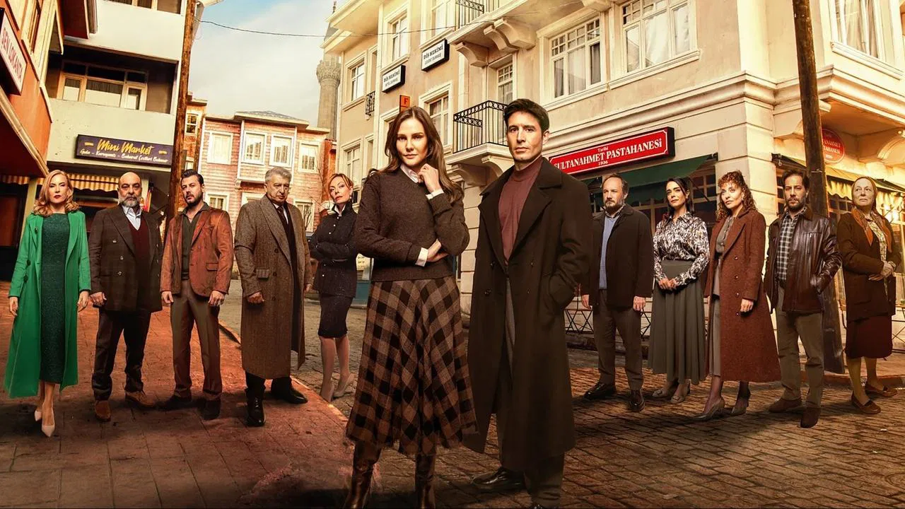 Bir Zamanlar Istanbul backdrop 2