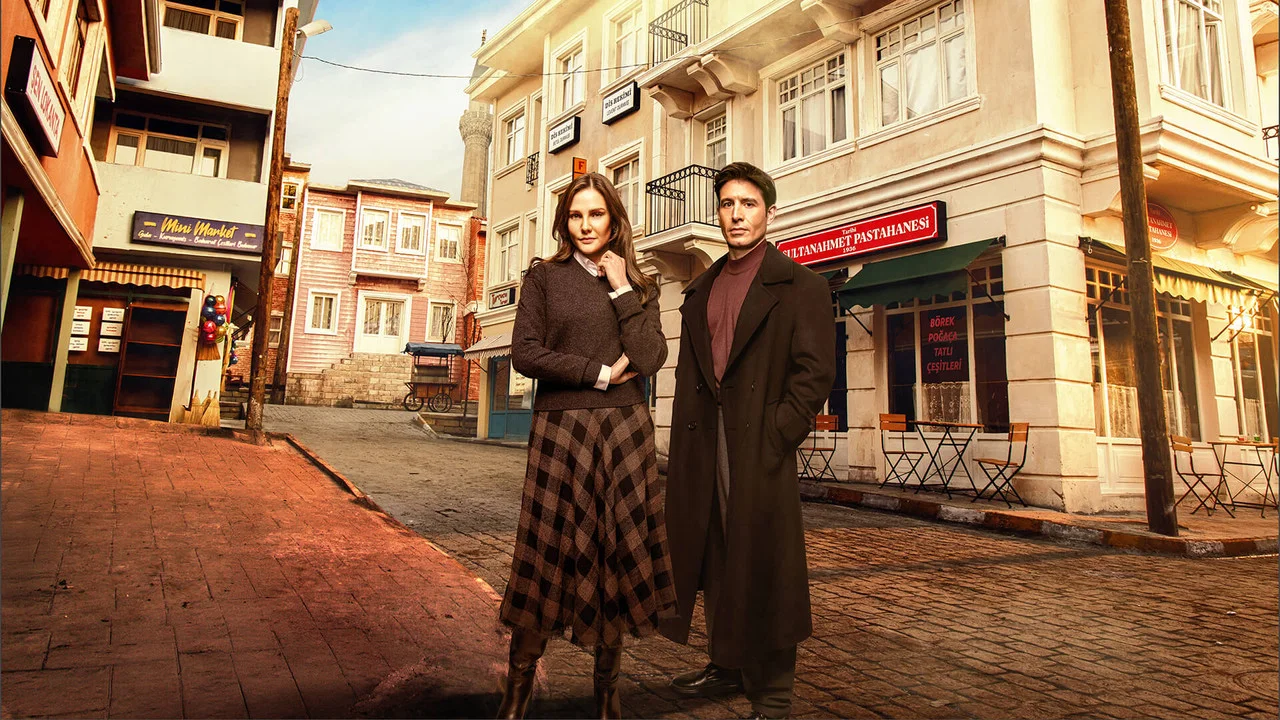 Bir Zamanlar Istanbul backdrop 3