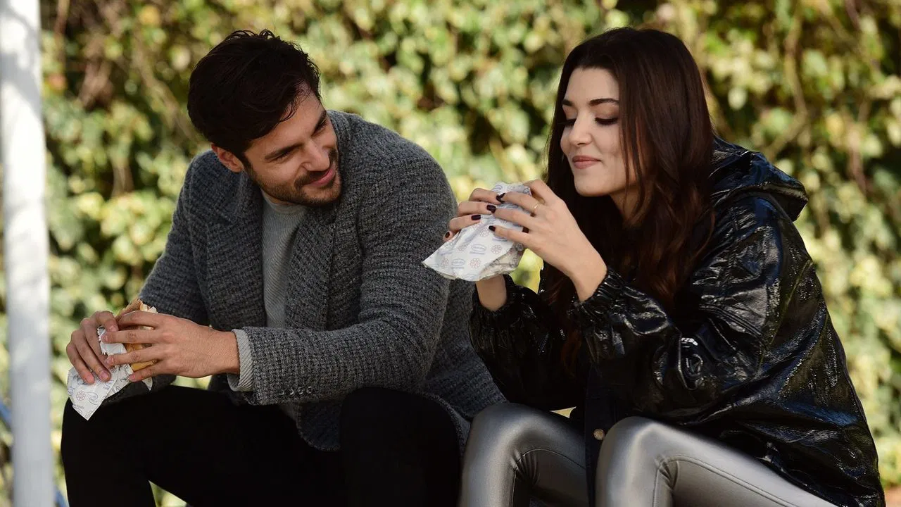 Halka backdrop 2