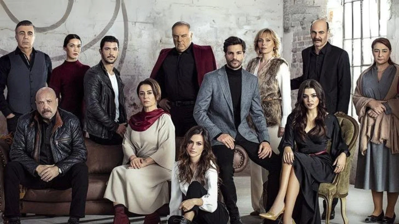 Halka backdrop 3