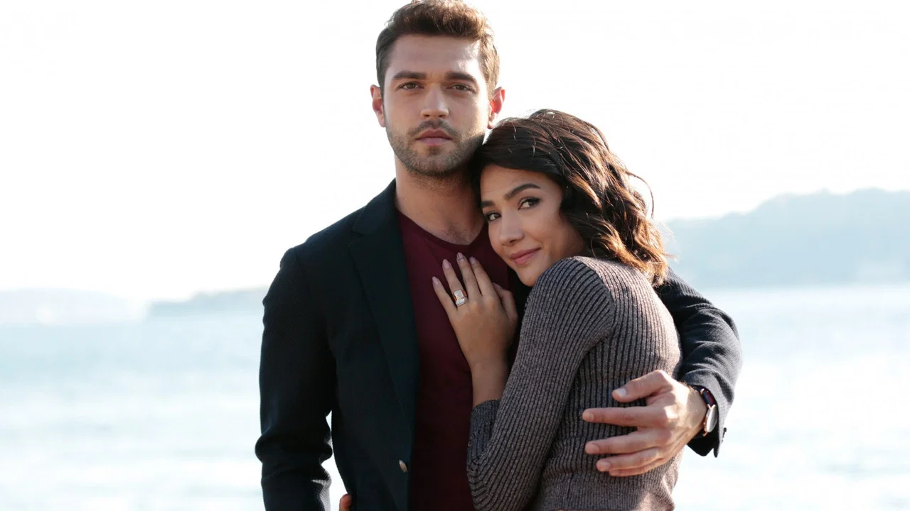 Her Yerde Sen backdrop 4