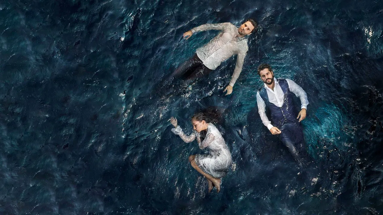 Kara Sevda backdrop 3