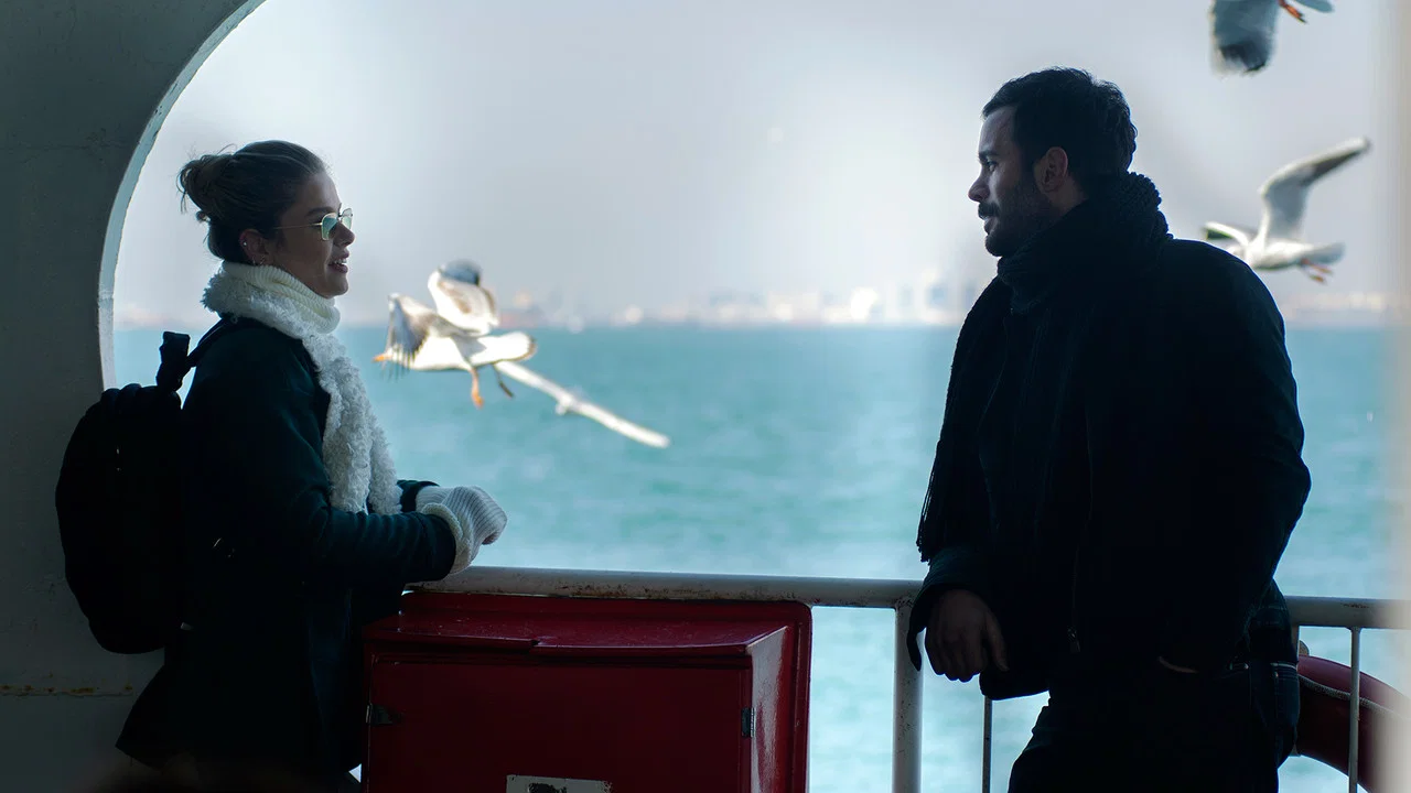 Kuzgun backdrop 4