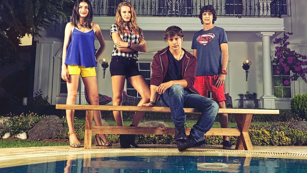 Medcezir backdrop 2