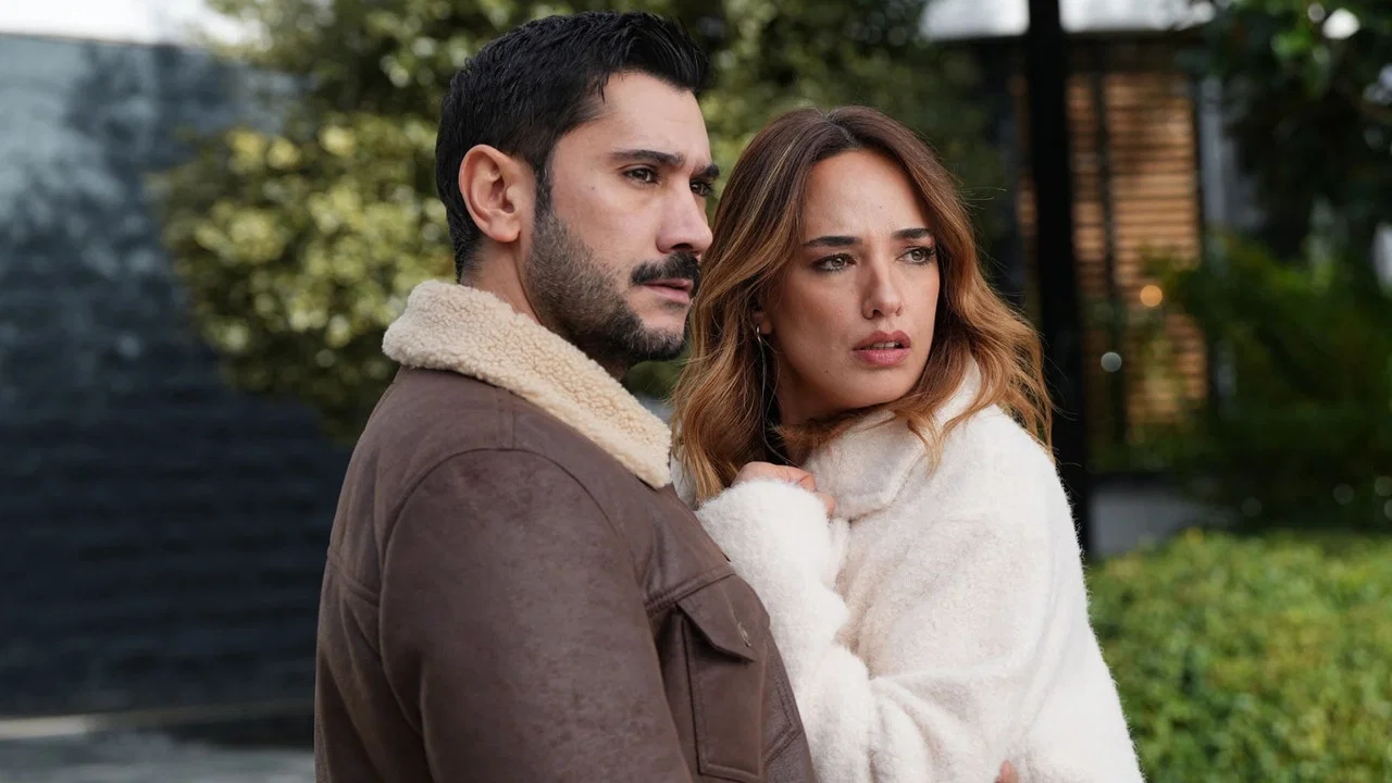 Ruya Gibi backdrop 5