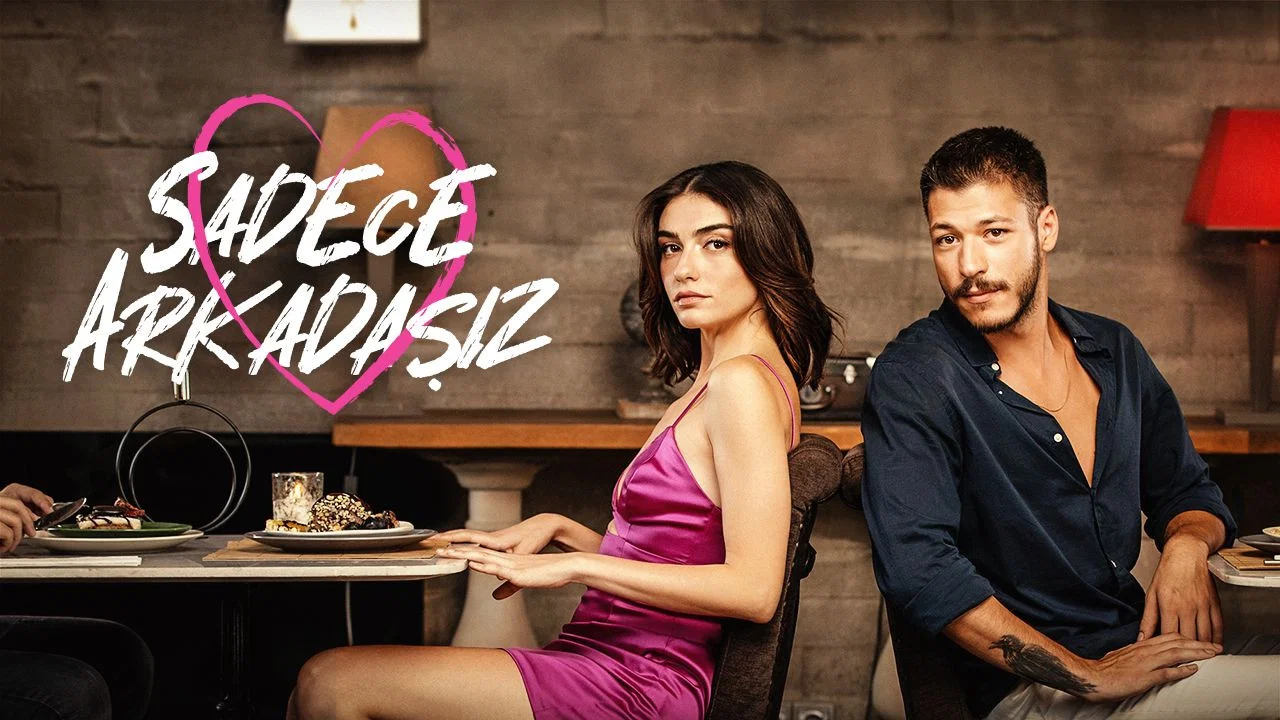 Sadece Arkadasiz backdrop 4