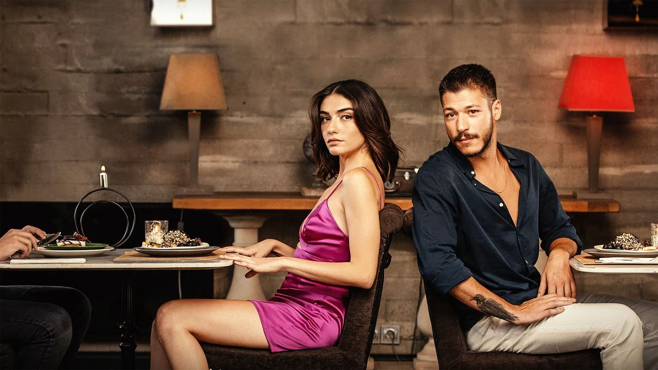 Sadece Arkadasiz backdrop 5