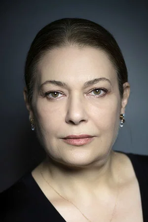 Zeynep Eronat profil