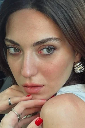 Merve Honca profile