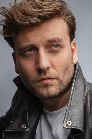 Nezir Çınarlı profile
