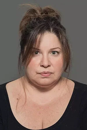 Aslı Omağ profile