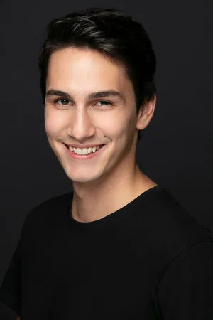 Sina Özer profile