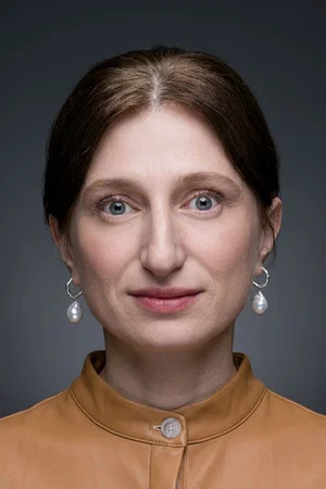 Nezaket Erden profile